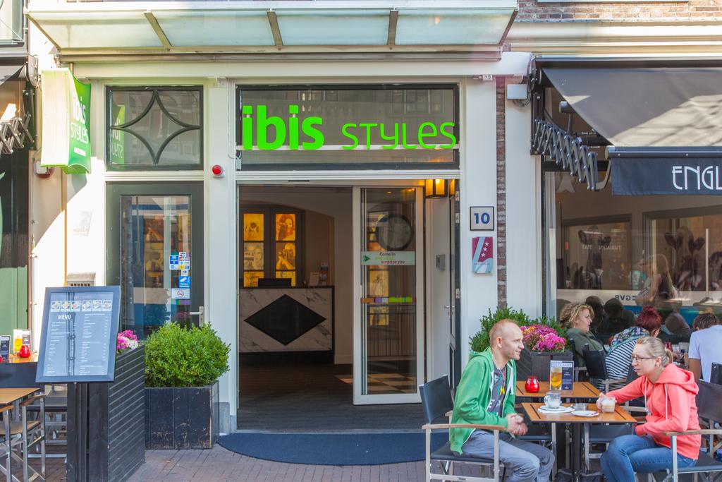 Hotel ibis Styles Amsterdam Central Station | Ticker Eats the World